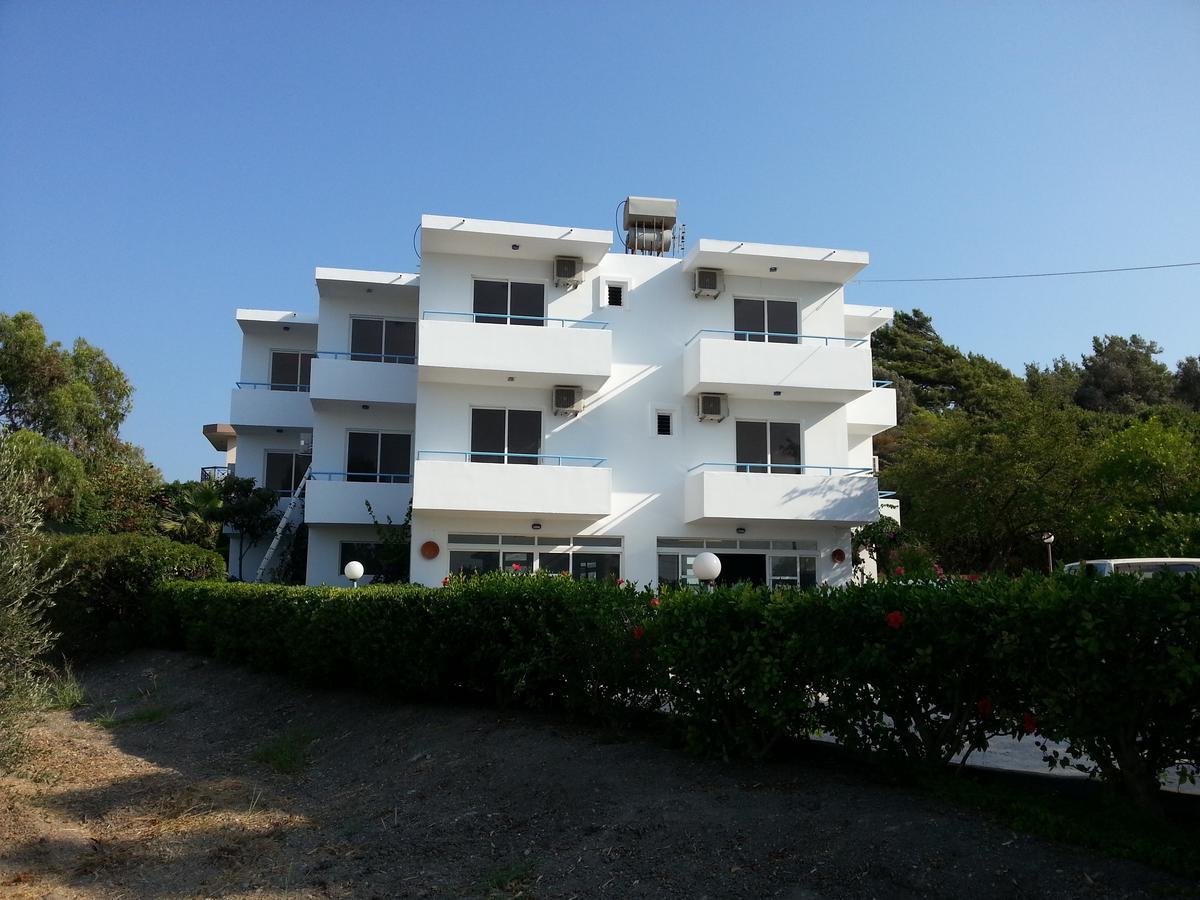 Saint George Ecotel Kalavárda Dış mekan fotoğraf